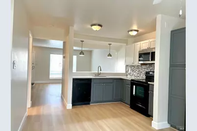 490 Edgewood Drive #23, Vacaville, CA 95688 - Photo 12