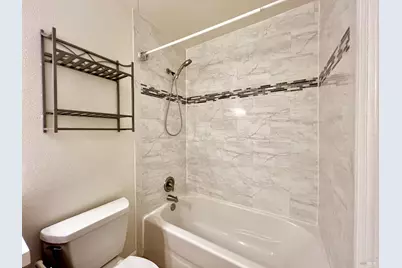 490 Edgewood Drive #23, Vacaville, CA 95688 - Photo 20