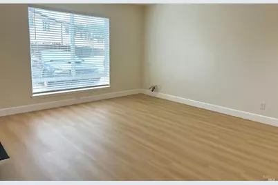 490 Edgewood Drive #23, Vacaville, CA 95688 - Photo 6