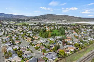 2076 Harte Ct, Fairfield, CA 94533 - Photo 16