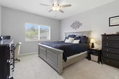 307 Trumbull Way, Vacaville, CA 95688 - Photo 28