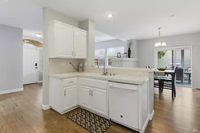 307 Trumbull Way, Vacaville, CA 95688 - Photo 20