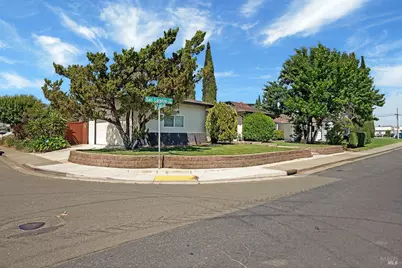 648 San Lorenzo Street, Fairfield, CA 94533 - Photo 4