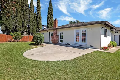 648 San Lorenzo Street, Fairfield, CA 94533 - Photo 32