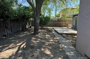 640 E Creekside Cir, Dixon, CA 95620 - Photo 18