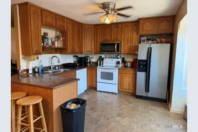 640 E Creekside Circle, Dixon, CA 95620 - Photo 14