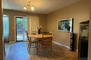 640 E Creekside Cir, Dixon, CA 95620 - Photo 16