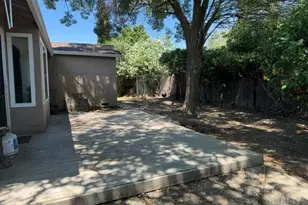 640 E Creekside Cir, Dixon, CA 95620 - Photo 20
