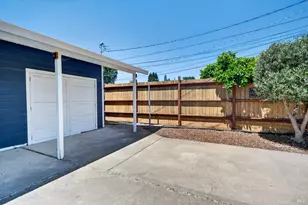 18045 Brooks Ave, Sonoma, CA 95476 - Photo 20