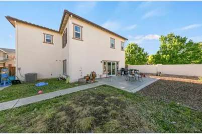 1065 Swarthmore Court, Dixon, CA 95620 - Photo 26