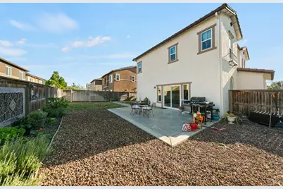 1065 Swarthmore Court, Dixon, CA 95620 - Photo 28