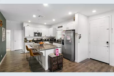 1065 Swarthmore Court, Dixon, CA 95620 - Photo 6