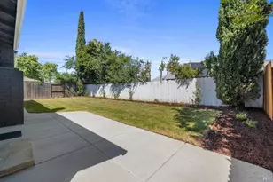 82 Newport Way, Suisun City, CA 94585 - Photo 34
