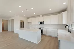 956 Carroll Way, Vacaville, CA 95687 - Photo 10