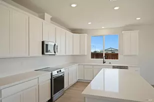 956 Carroll Way, Vacaville, CA 95687 - Photo 18