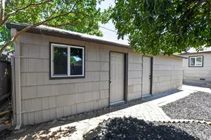 600 W C St, Dixon, CA 95620 - Photo 38