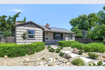 600 W C Street, Dixon, CA 95620 - Photo 4