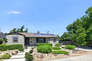 600 W C St, Dixon, CA 95620 - Photo 2
