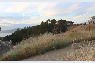 1041 Eastridge Drive, Napa, CA 94558 - Photo 18