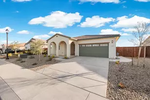 655 Honey Bee Rd, Dixon, CA 95620 - Photo 2