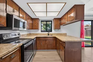 124 Albany Ct, Vacaville, CA 95687 - Photo 10