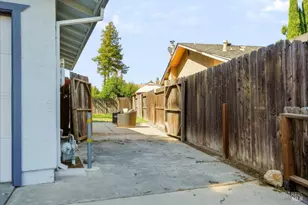 124 Albany Ct, Vacaville, CA 95687 - Photo 34