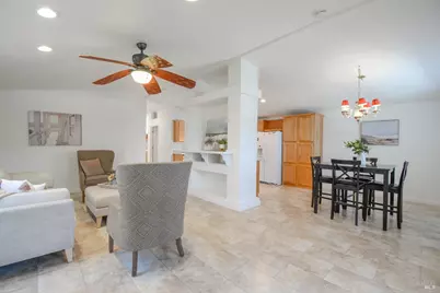 Barcelona Circle, Fairfield, CA 94533 - Photo 4