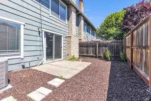 2874 Sunshine Cir, Fairfield, CA 94533 - Photo 24