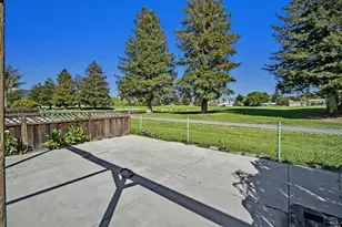 4876 Fairway Dr, Rohnert Park, CA 94928 - Photo 8
