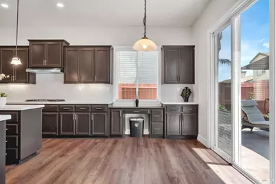 625 Sparrowhawk Drive, Vacaville, CA 95687 - Photo 8