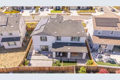 425 Royal National Road, Vacaville, CA 95687 - Photo 44