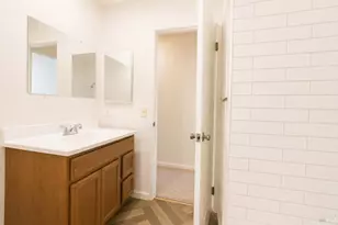 101 Stonewood Ct, Vallejo, CA 94591 - Photo 32