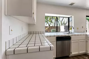 101 Stonewood Ct, Vallejo, CA 94591 - Photo 16