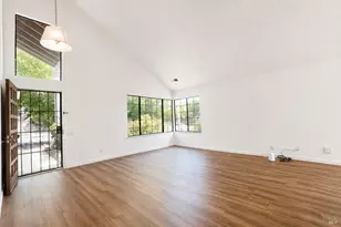 101 Stonewood Ct, Vallejo, CA 94591 - Photo 8
