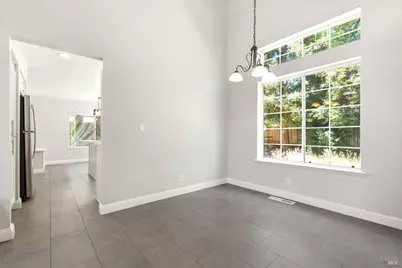413 Rolling Oak Drive, Vacaville, CA 95688 - Photo 12