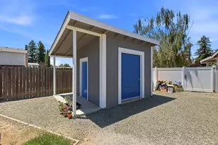 1120 Oxford Ct, Dixon, CA 95620 - Photo 34