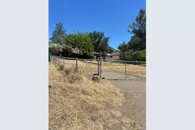 4732 W 40th Street, Clearlake, CA 95422 - Photo 2