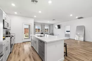1790 Butterfly Ln, Dixon, CA 95620 - Photo 8