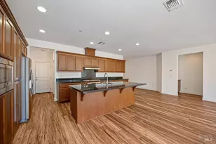 402 Crimson Cir, Vacaville, CA 95687 - Photo 24