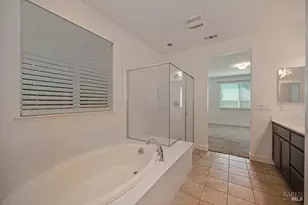402 Crimson Cir, Vacaville, CA 95687 - Photo 36