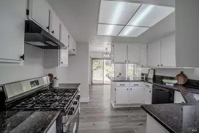 117 Seafarer Court, Vallejo, CA 94591 - Photo 8