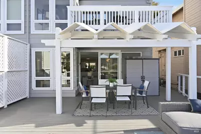 22 Mooring Road, San Rafael, CA 94901 - Photo 2