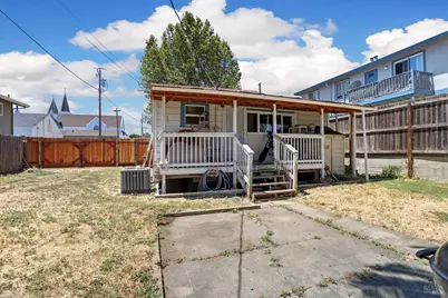 428 Montezuma Street, Rio Vista, CA 94571 - Photo 18
