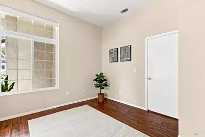 479 Crownpointe Circle, Vacaville, CA 95687 - Photo 12
