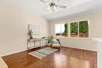 479 Crownpointe Circle, Vacaville, CA 95687 - Photo 16