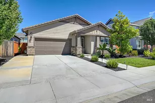 584 Kingbird Cir, Vacaville, CA 95688 - Photo 2