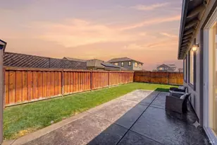 584 Kingbird Cir, Vacaville, CA 95688 - Photo 30
