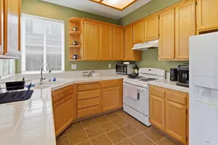1316 Summer Grove Cir, Fairfield, CA 94534 - Photo 12