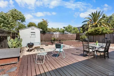 516 Suisun Street, Suisun City, CA 94585 - Photo 28