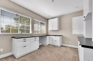 349 Oak Valley Dr, Vacaville, CA 95687 - Photo 28
